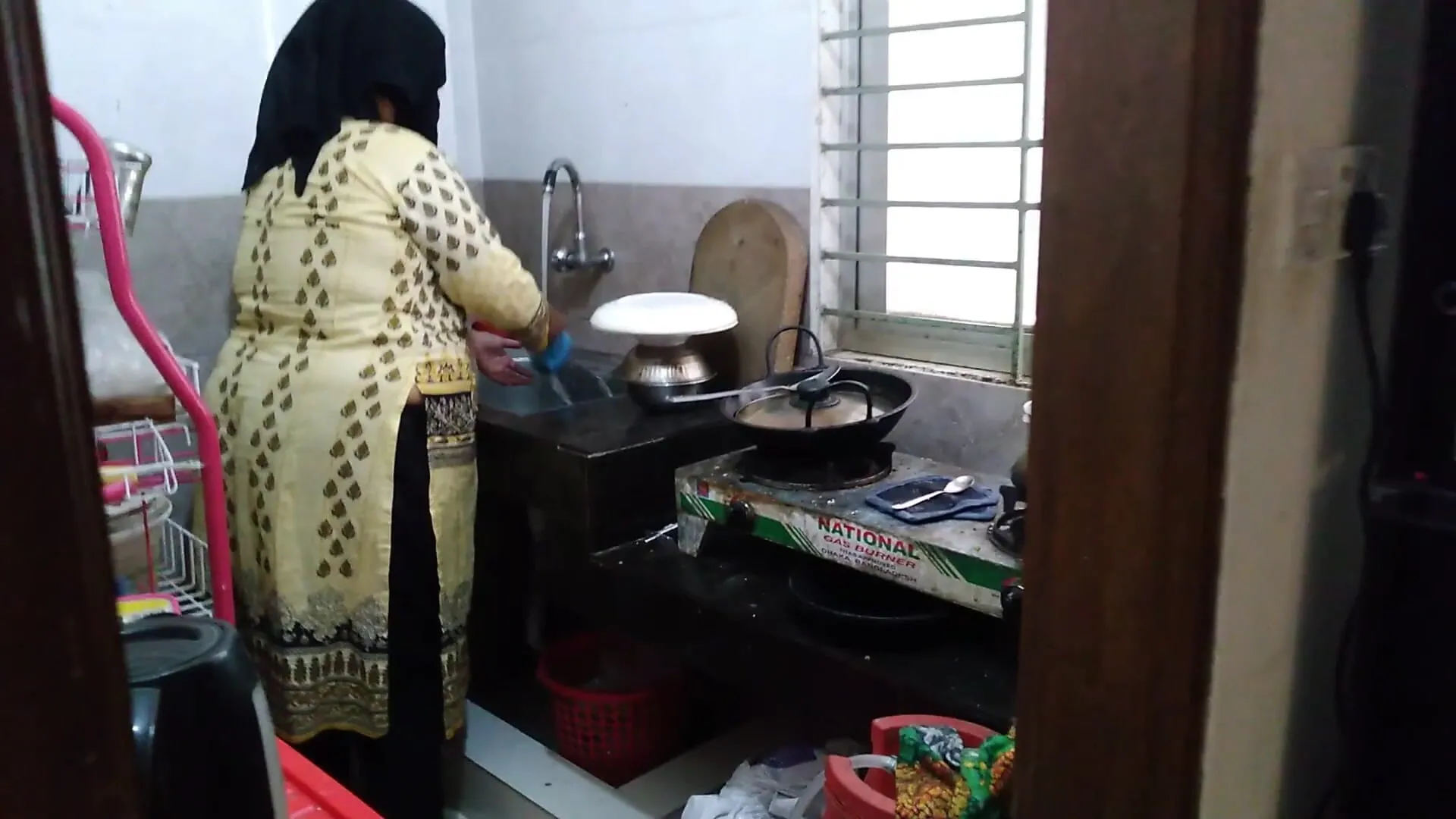 Neighbor Fucks Tamil Muslim Hot Aunty While Cooking Indian Sex Von