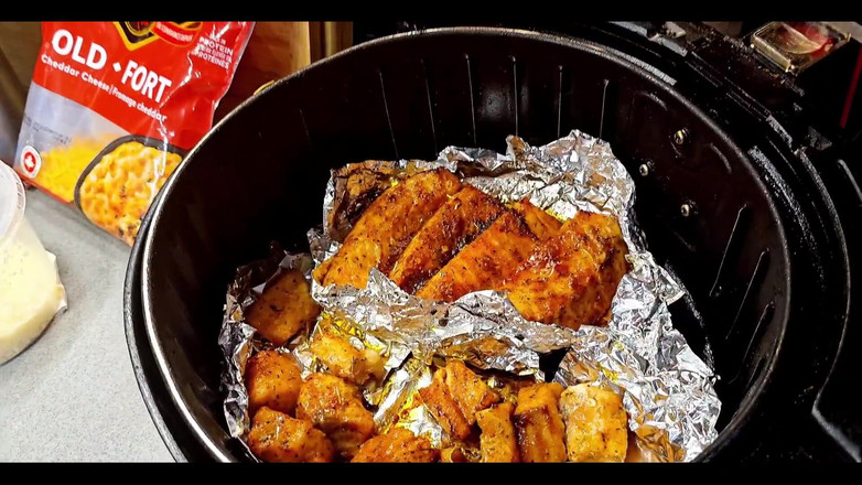 August Harper: Marry me pasti: episodio 2