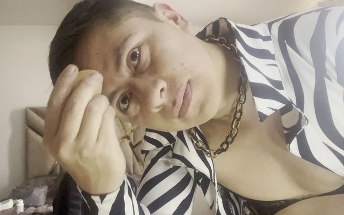 BECKY CROSS: Çocuktan kadın kılıklıya - bölüm 1: dönüşümüm ve ilk adımlarım