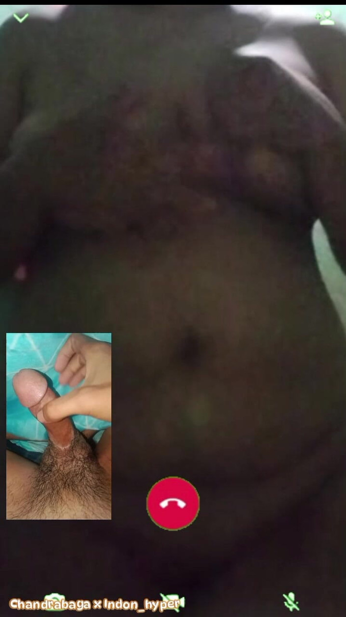 Claraidn: Videohovor se sexem s mojí nevlastní therou Ahh ty velká...