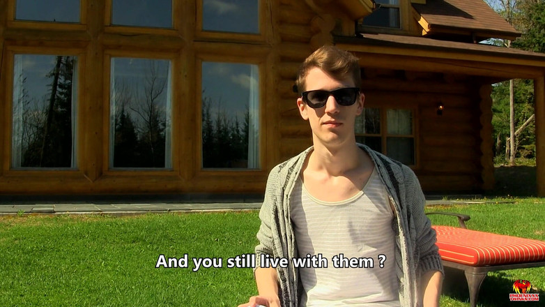 Phoenixxx: Cewek seksi sasha lagi asik nikmatin pemandangan