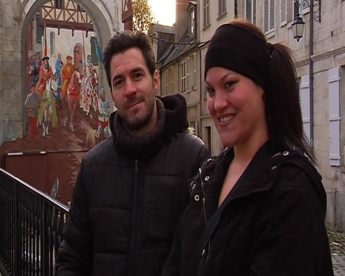 Monde Francais: Ošklivá francouzská dívka je tvrdě ošukána ve veřejné trojce