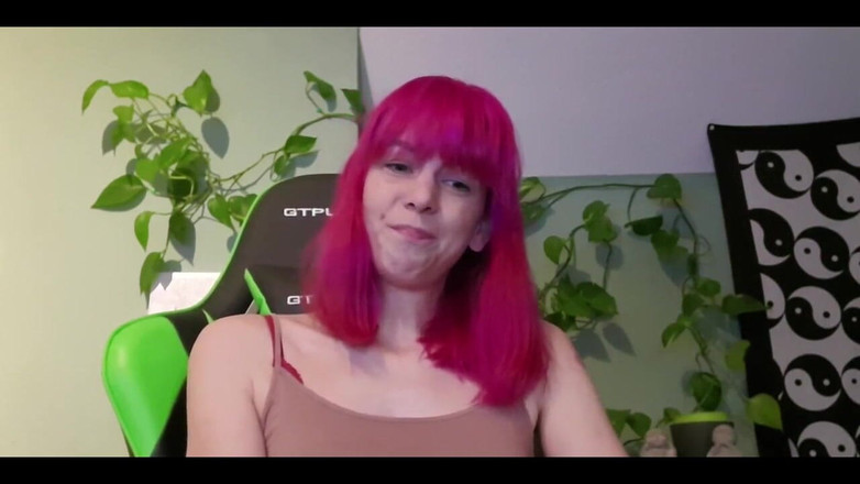 LillyMania: Rosa haare, solo-mädchen