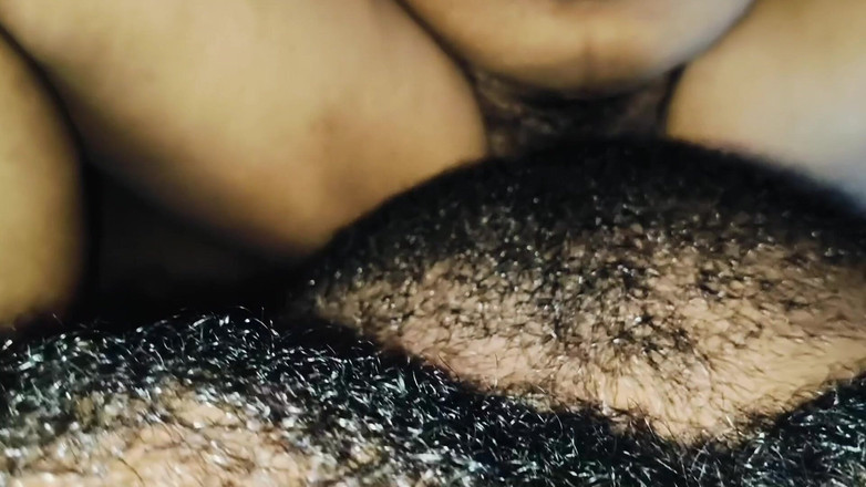 Gomathy: ドッグスタイルで妻と激しくセックス