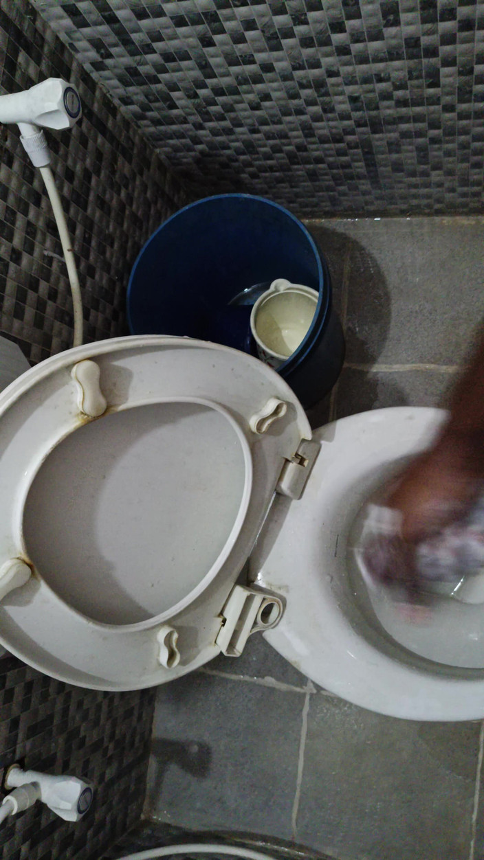 king_without_qu159: 19 jahre stiefsohn fickt auf dem college-hostel