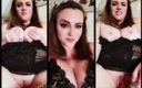 Nikki Nevada: Milf Nikki in sexy zwarte lingerie glazen dildo zuigend met...