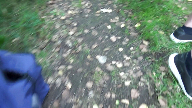 Cumdrinking Wife: Dogging spust dziwka używana przez 10+ facetów nad jeziorem