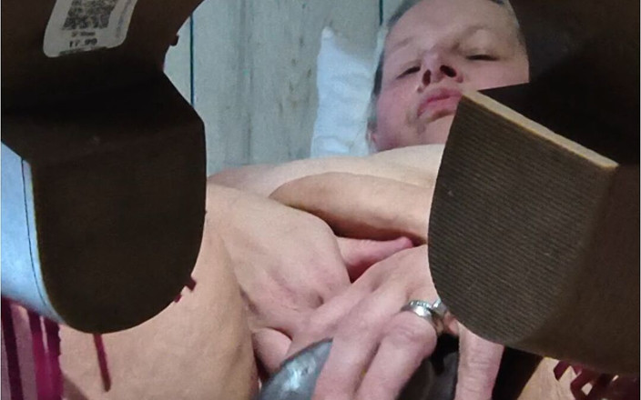 HerculesnVENUS: Whore in Boots Dripping Down the P Shoot