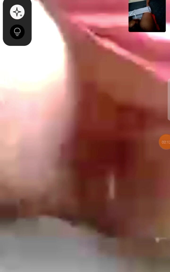 Me and my new slut: Eine betrügende reife verheiratete frau beim videoanruf fickt mit ihrem...