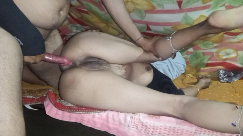 Kumari1996: Village Bhabhis muschi gefickt und befreit