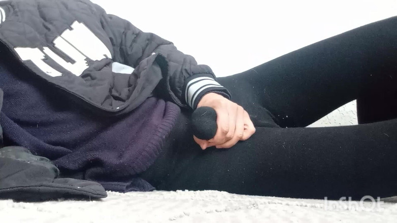 Esen1995: Не Могу Контролировать Свои Стоны - Я Просто Хочу Кончить!