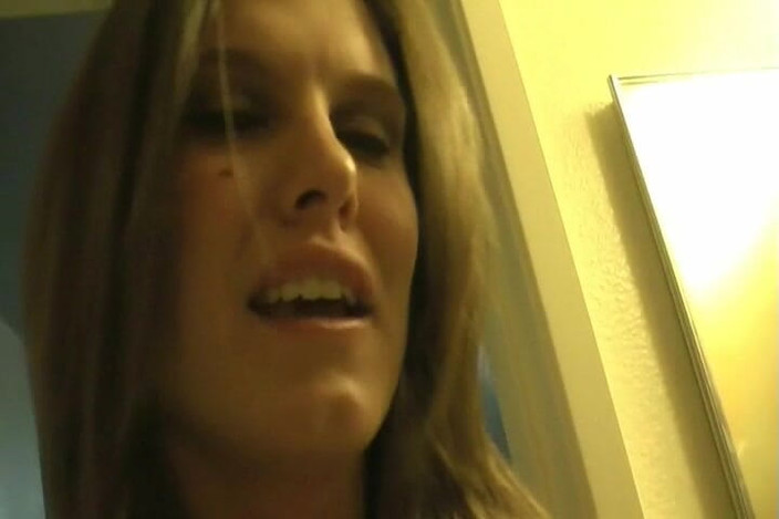 Porn Nerd Network: De porno-nerd: Jody: badkamerneukpartij