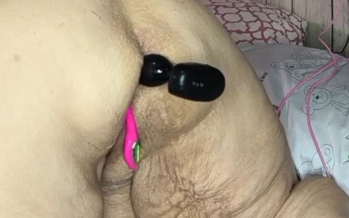 HerculesnVENUS: Rövpumpande N saftig fitta fyllning omfg fett sexig slampa kommer