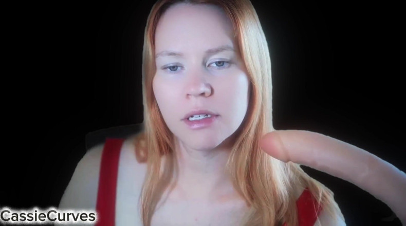 Cassie Curves: Lábios da sua esposa