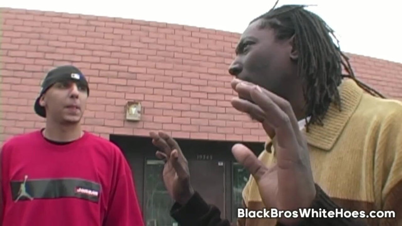 Black Bros White Hoes: Pornstar Cytheria Is a White Girl Who Loves BBC