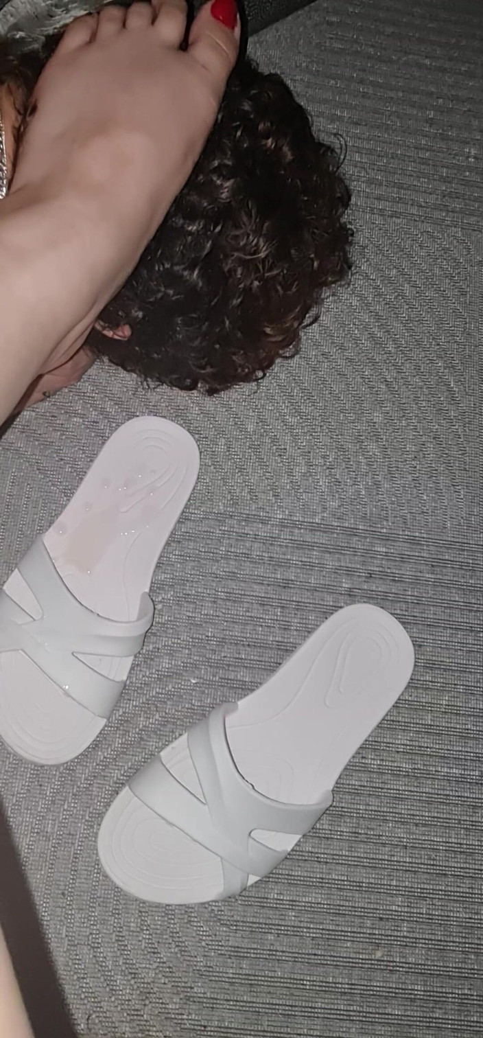 ronza: My Cuckold Slave Cum on My Slipper