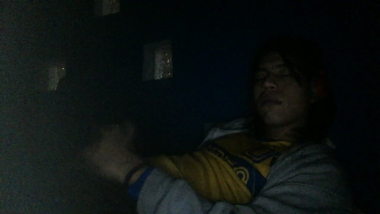 AlexAlejandro13: Erken sabahlarda olgun bir adam