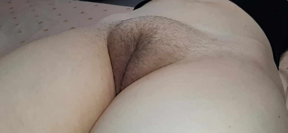 Vik_All: 집에 혼자 있을 때 따먹을 수 있는 화려한 보지의 계모 Regina.