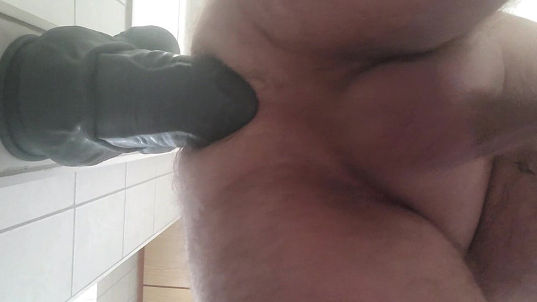 Fuck machine massaker: Doggy Dengan Dildo Besar