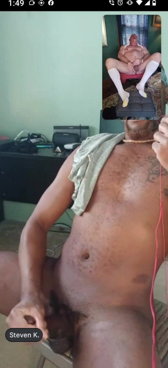 beardaddychub: Prinsă masturbându-se pe cameră