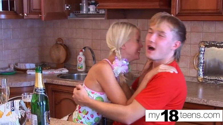 My 18 Teens: My18teens - group sex two couples - cum in mouth
