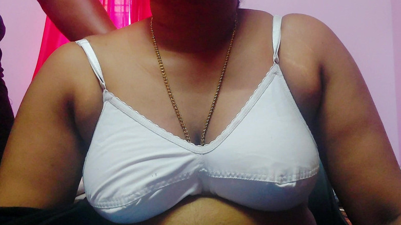 Desi Mohini: Desi Stepmom Mohini Romancing a Perfect Boobs MILF