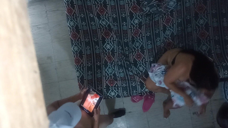 Monozion: 사장님 아내가 바람피우며 소리 지르며 네 발로 발기하고 있어요