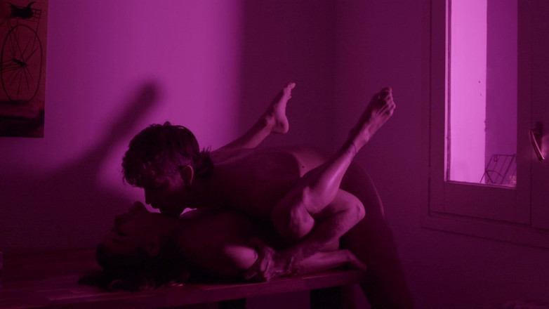 Magia Rosa: Un videoclip în roz