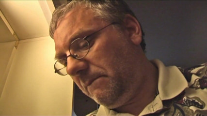 My porn family: Morbid and dirty stepfather loose control facing his hot stepdaughter