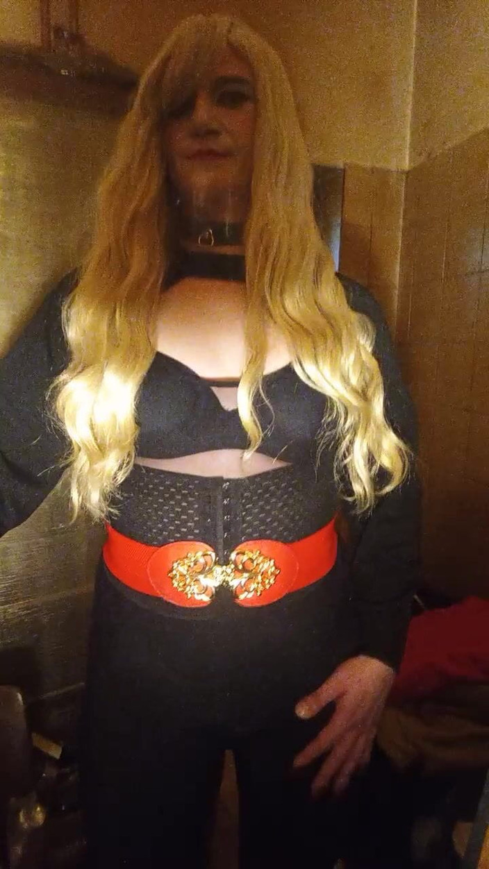 Lilicross: 섹시한 Lili 4