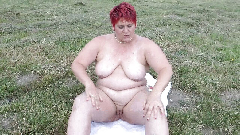 Anna Devot: Annadevot - crema al aire libre en el lago