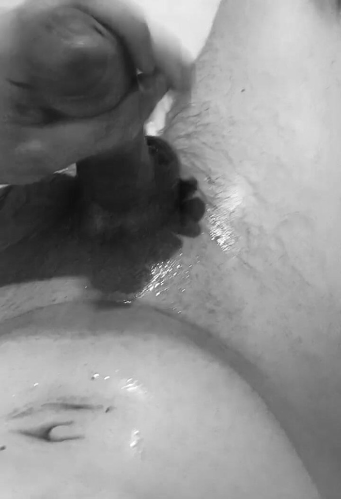 Luigie: Massage with Butter and Squirt Horny