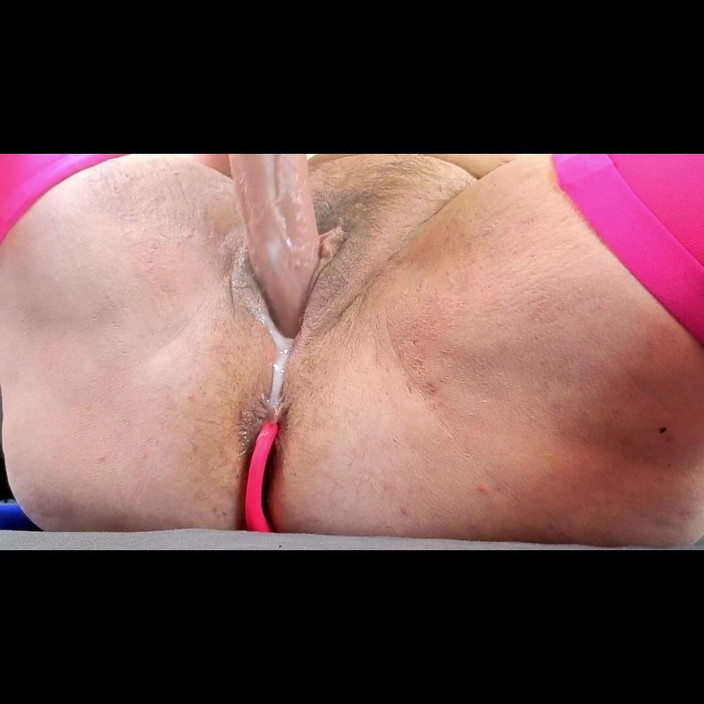 Iwazsoaking: Šukej moji růžovou kundičku