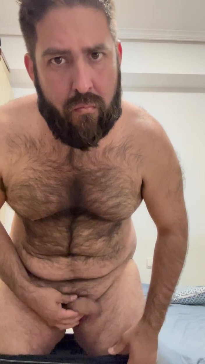 eljodedor31: 仕事から帰ってきてチンポを弄ぶ