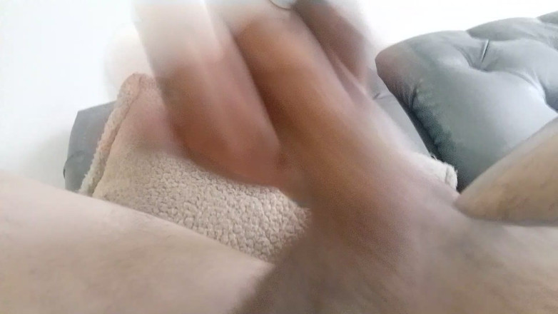 Bryancal: Profit de faptul că sunt lăsată singură