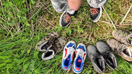 Idmir Sugary: 4 Razy sikanie i wytrysk na moje używane buty i...