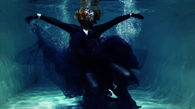 Arya Grander: Podvodní natáčení - plné zákulisí