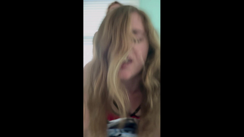 EvaSummers: Aangepaste video - neuk je moeder - mama knik