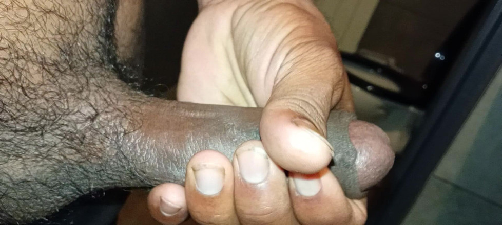 Kejken87: Czeka na dziewczynę, która pieprzy się w łazience