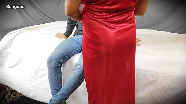 Riya Bonguus: My Friends Hot Stepmom Invited Me to Her House When...