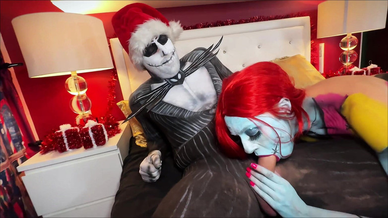 Emojizz: Jack Skellington Bones Sally