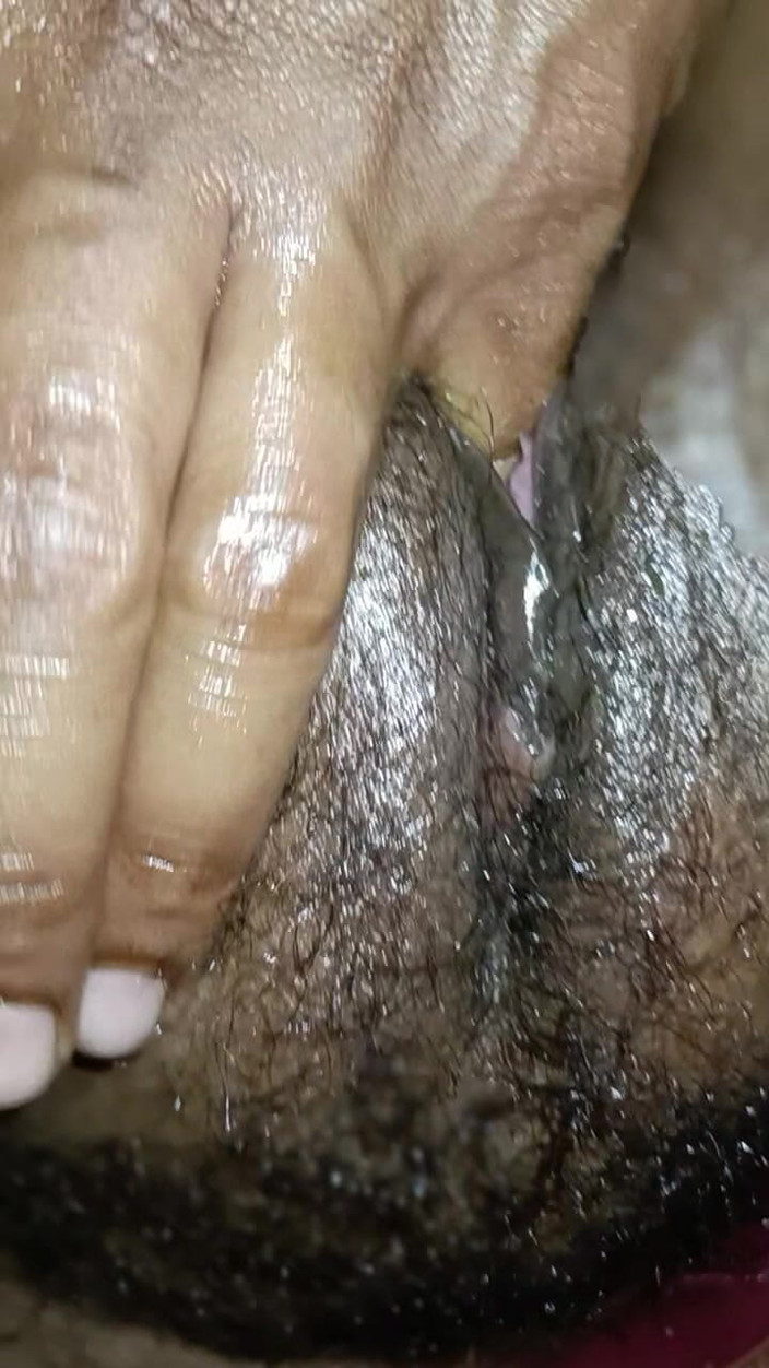 Well cum: भाभी की छूट संदेश