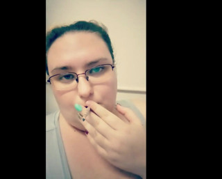 LaLaDelilah: 내 채팅 재떨이가 되라