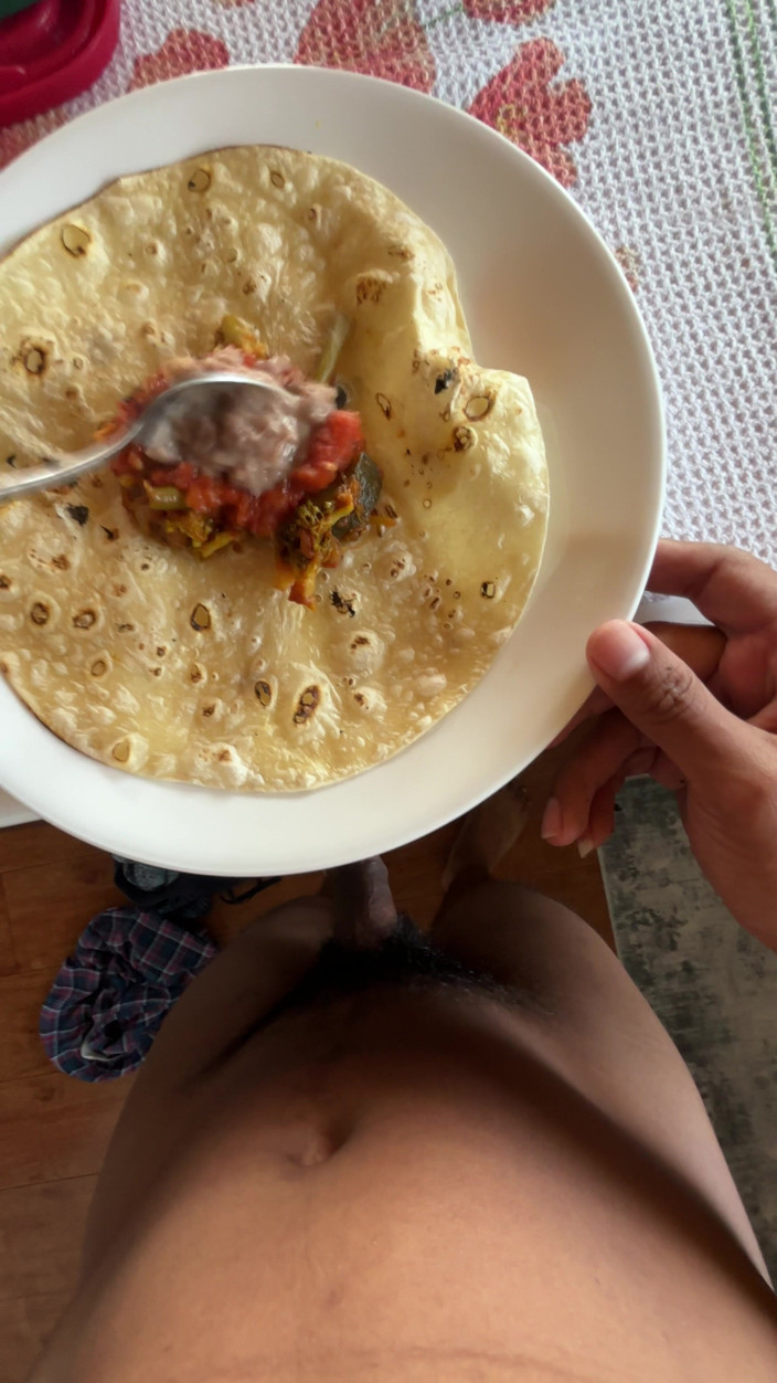 ThesubJojo: Thesubjojo - Making Lunch with Special Cream Sauce