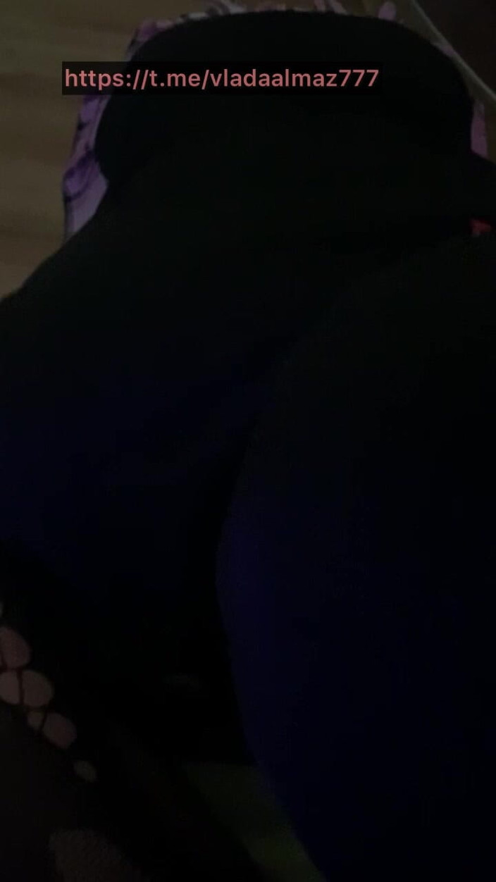 Vlada Brilliant: Il tipo cagna ha succhiato il cazzo della padrona