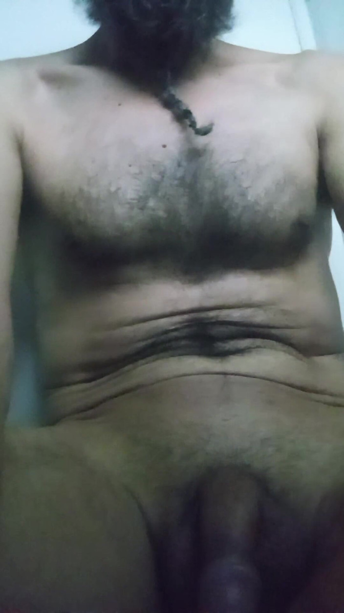 Jhonbahh: Jhonbahkxxx Fuels Wild Ass Worship