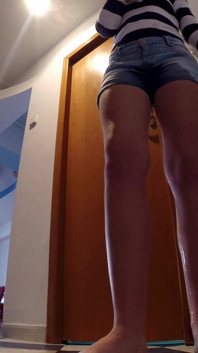 Sexy Redhead Teen Pee in Her Short Pants and Clean the Wet Floor