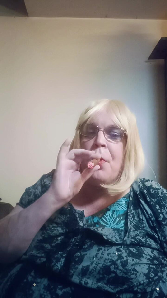 Stephanie-Nicole-TV: September 2026 Vlog - Chewing the Fat Whilst Smoking a Cigar