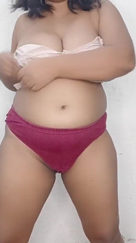 My Pussy Want a Real Strong Cock