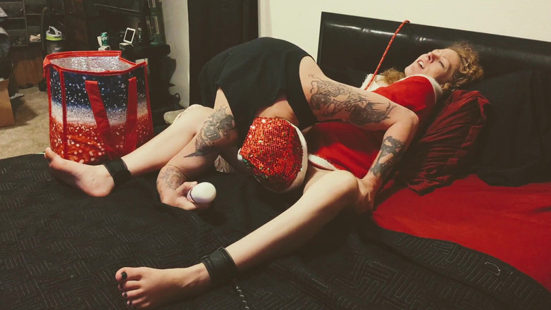 Richelle Rose: Giáng sinh milf đụ và tẩm bổ cho những ngày nghỉ